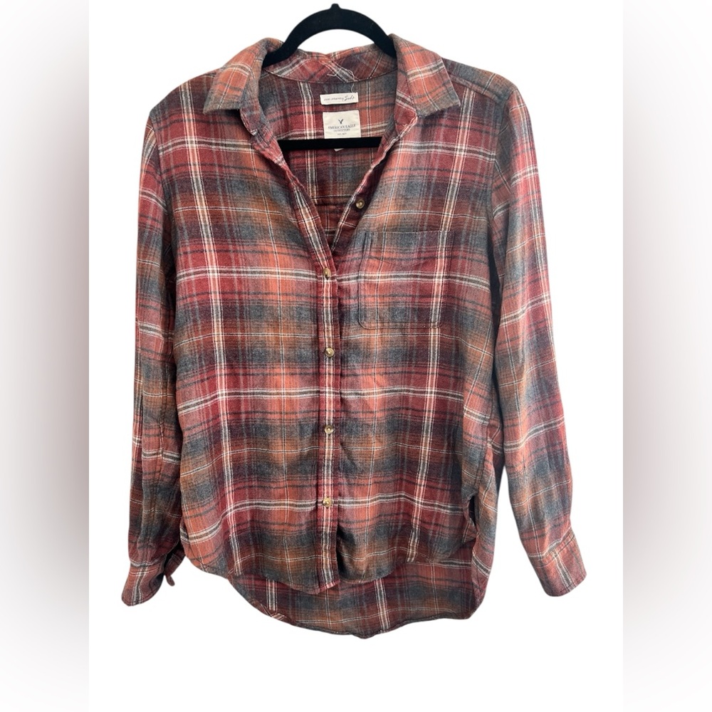 American Eagle Outfitters Amazingly Soft Boyfriend Fit Plaid Shirt Button Down